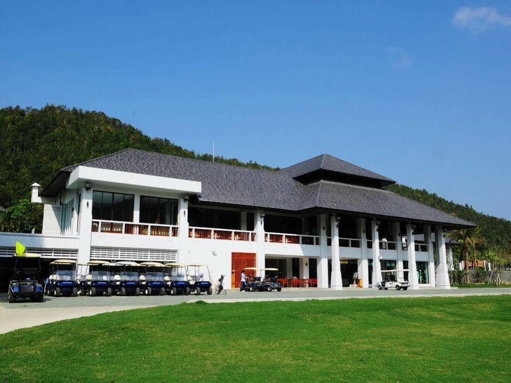Alpine Golf Resort Chiang Mai Ban Huai Sai Nua Dış mekan fotoğraf